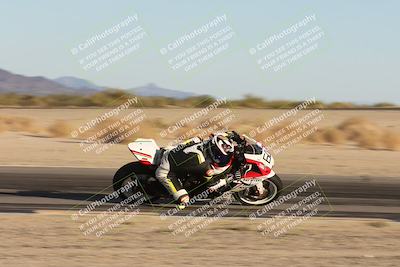 media/Nov-02-2025-CVMA (Sun) [[337aff29ab]]/Race 18-Supersport Middleweight/